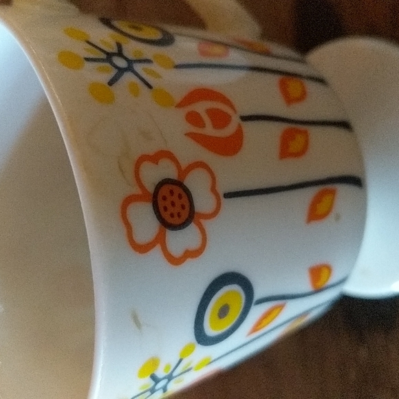 Trio of Happy MCM Cups. - Picture 9 of 16